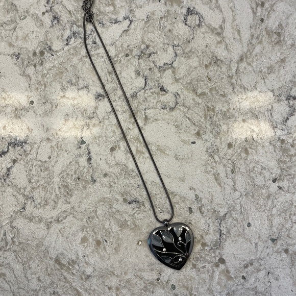 Necklace with Heart Charm - Picture 6 of 7